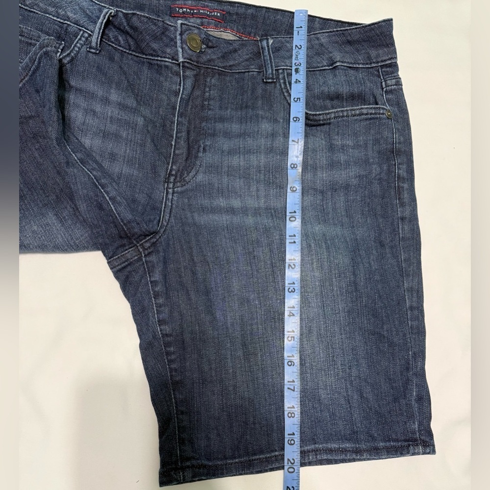 Tommy Hilfiger Blue Jean Shorts Classic Style
Size 12 - Picture 5 of 8
